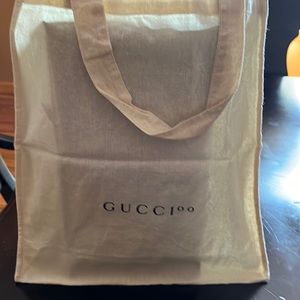 Gucci shopping bag